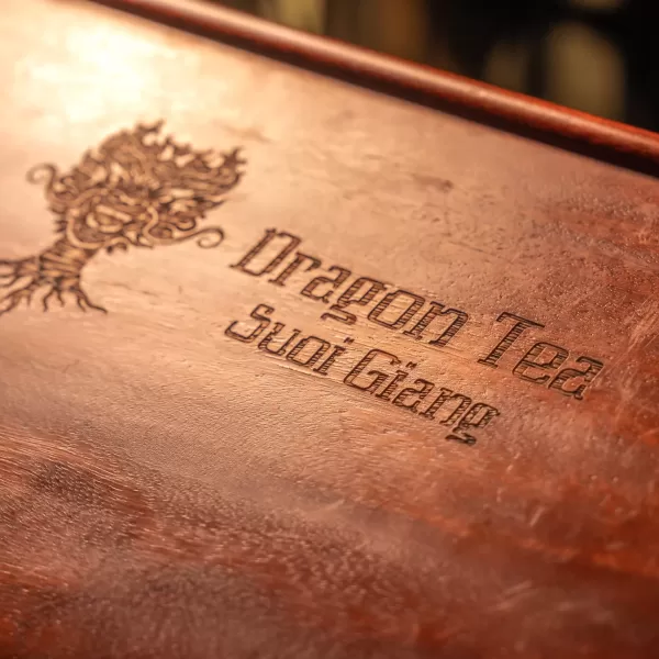 Alternative view of Khay trà gỗ nguyên khối KT 70x32