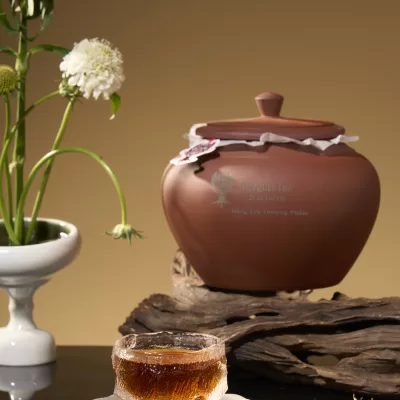 Hồng Trà Thượng Phẩm 1 tôm hũ 100gr 2025, 300 tuổi - Hũ