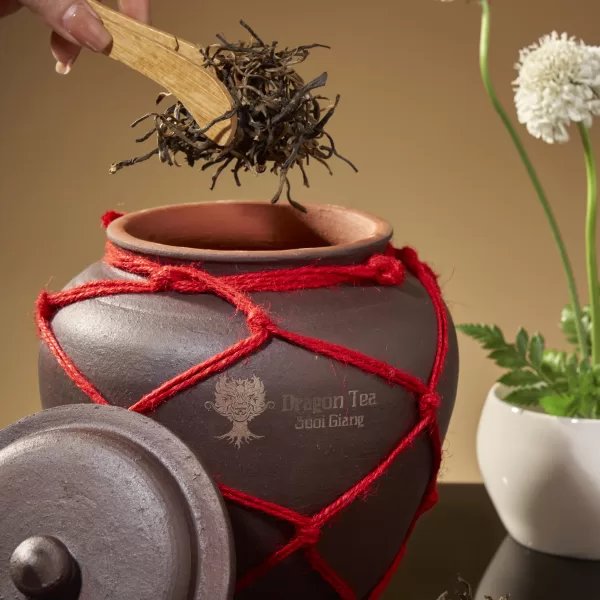 Hồng Trà Tổng thống 1 tôm 1 lá 100gr 2025, 300 tuổi