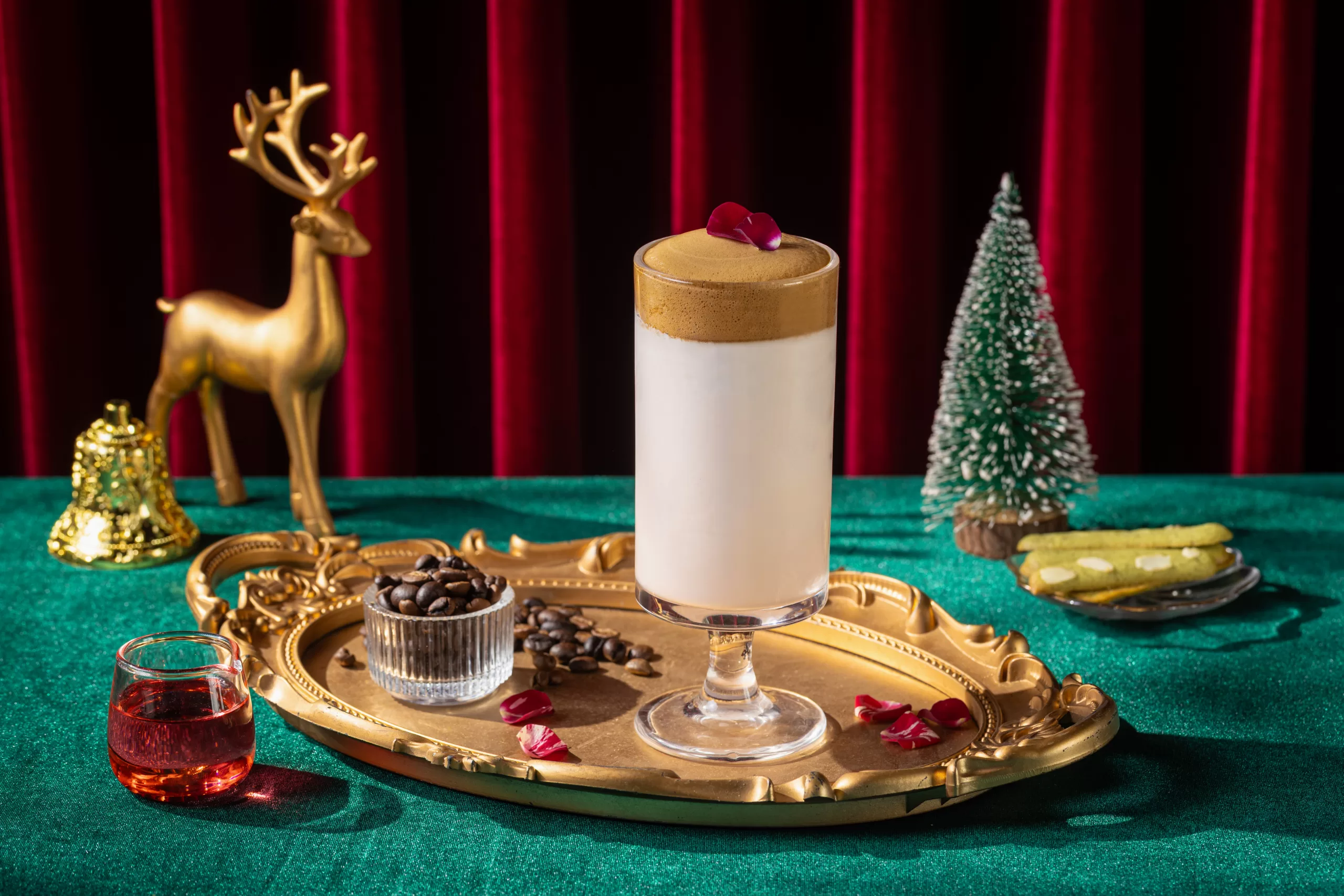 Latte Hồng Hoa Latte Hồng Hoa