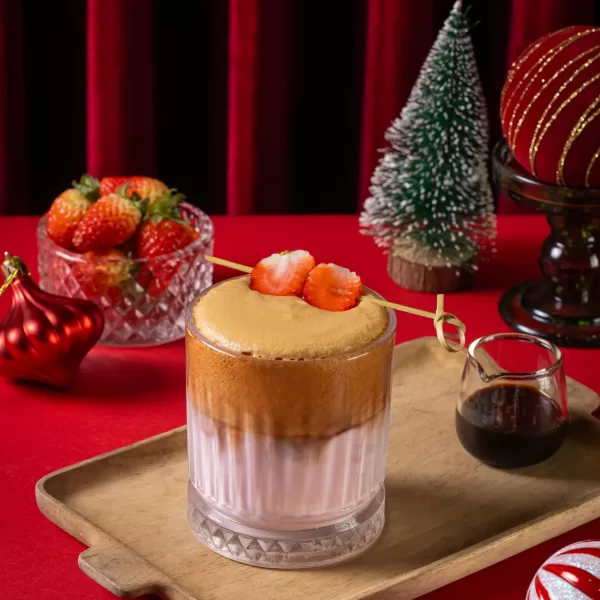 Alternative view of Cà Phê Sữa Dâu