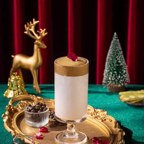 Alternative view of Latte Hồng Hoa